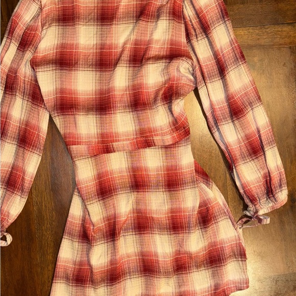 Melrose & Market Women's Sz L Red Rust Beige Plaid Wrap Tie Front Mini Dress - Picture 6 of 8